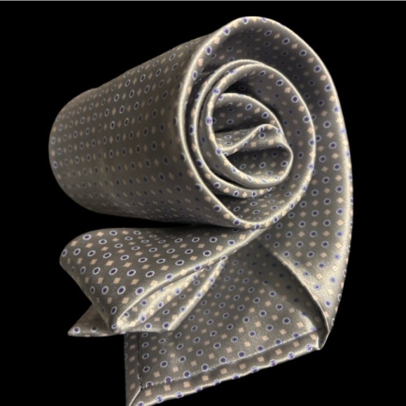 Free with Purchase - Vintage Stefano Ricci Silver Silk Tie - Picture 3 of 8